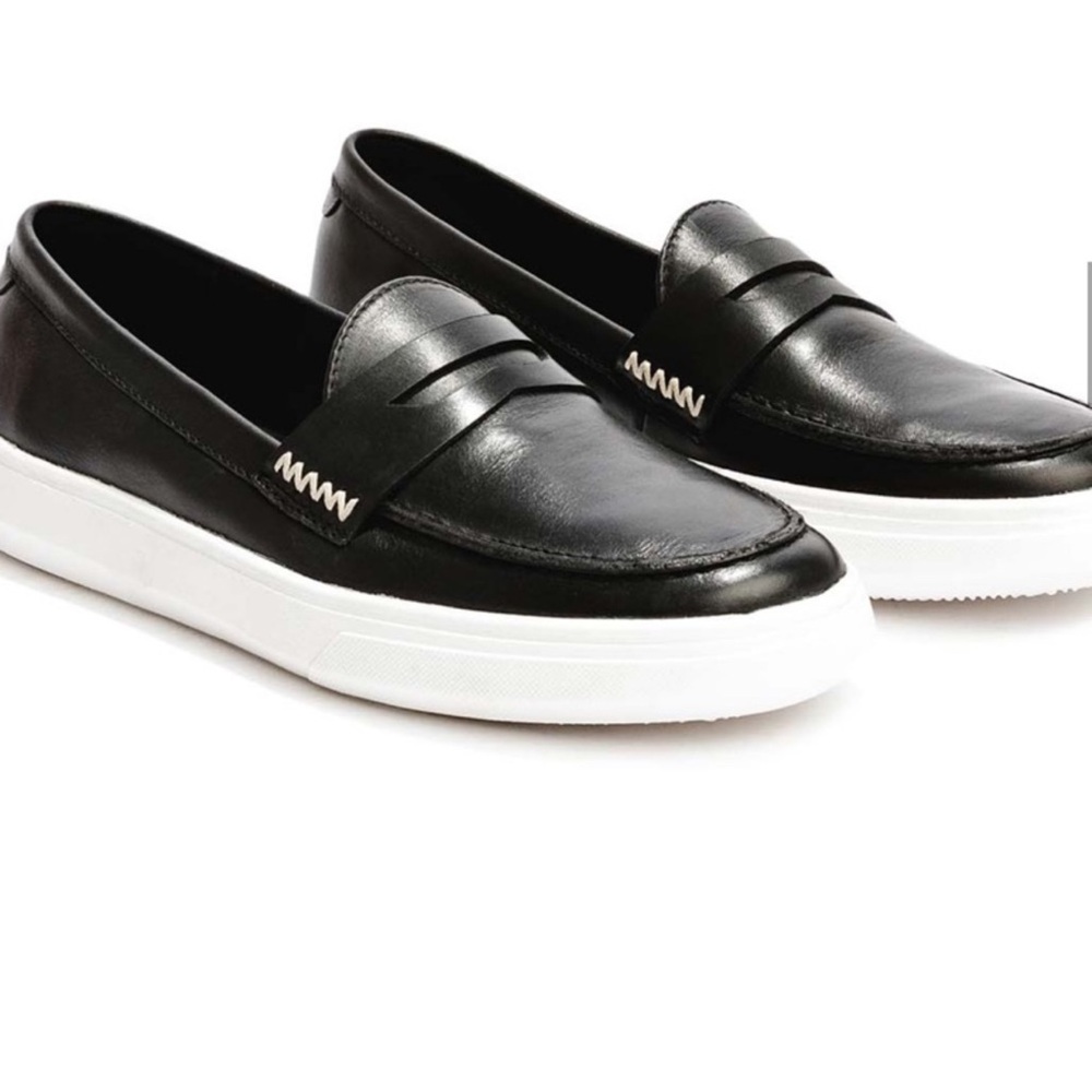 New Portland Leather Boardwalk Black Leather Slip-On Sneakers